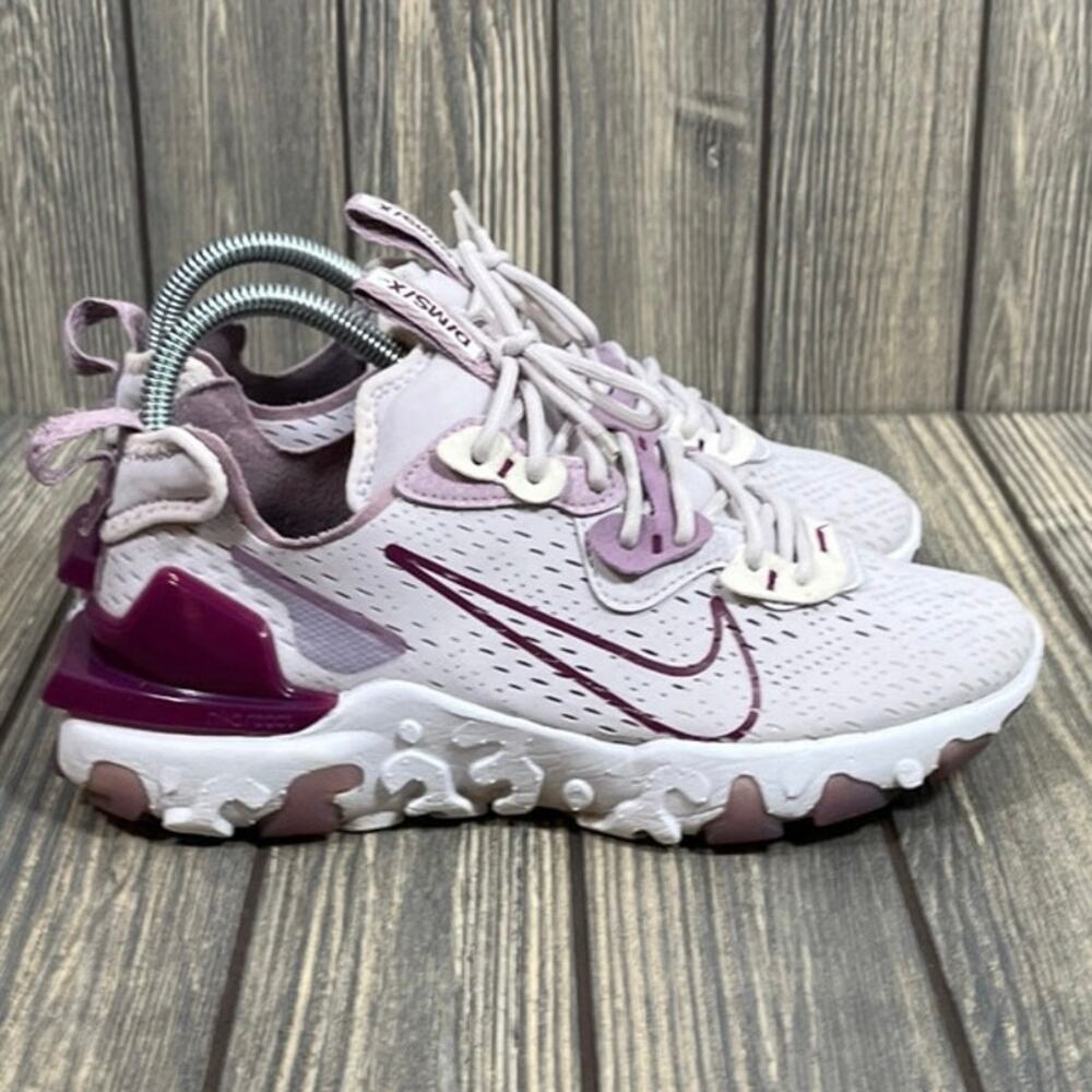 NIKE React Vision Venice‎ Women Athleisure Shoe Sneaker 7 CI7523-500 Purple